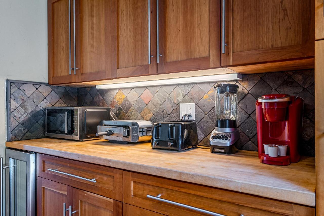 #1 Fort Lauderdale House - Heated Salt Water Pool - Private Oasis-Updated Gorgeous 3Br 3Ba - Las Olas 외부 사진